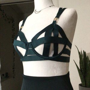 32D Victoria Secret Strappy Bondage Bra